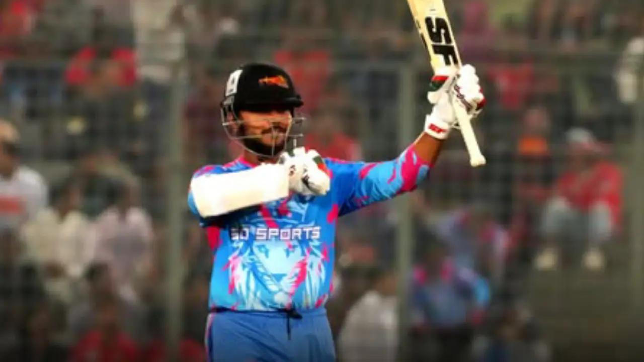 ফাইনালে চট্টগ্রাম কিংসের রানের পাহাড়